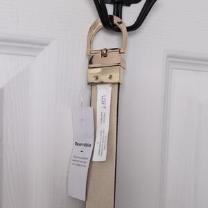 LOFT Medium Gold Buckle Black / Gold Reversible Belt NWT